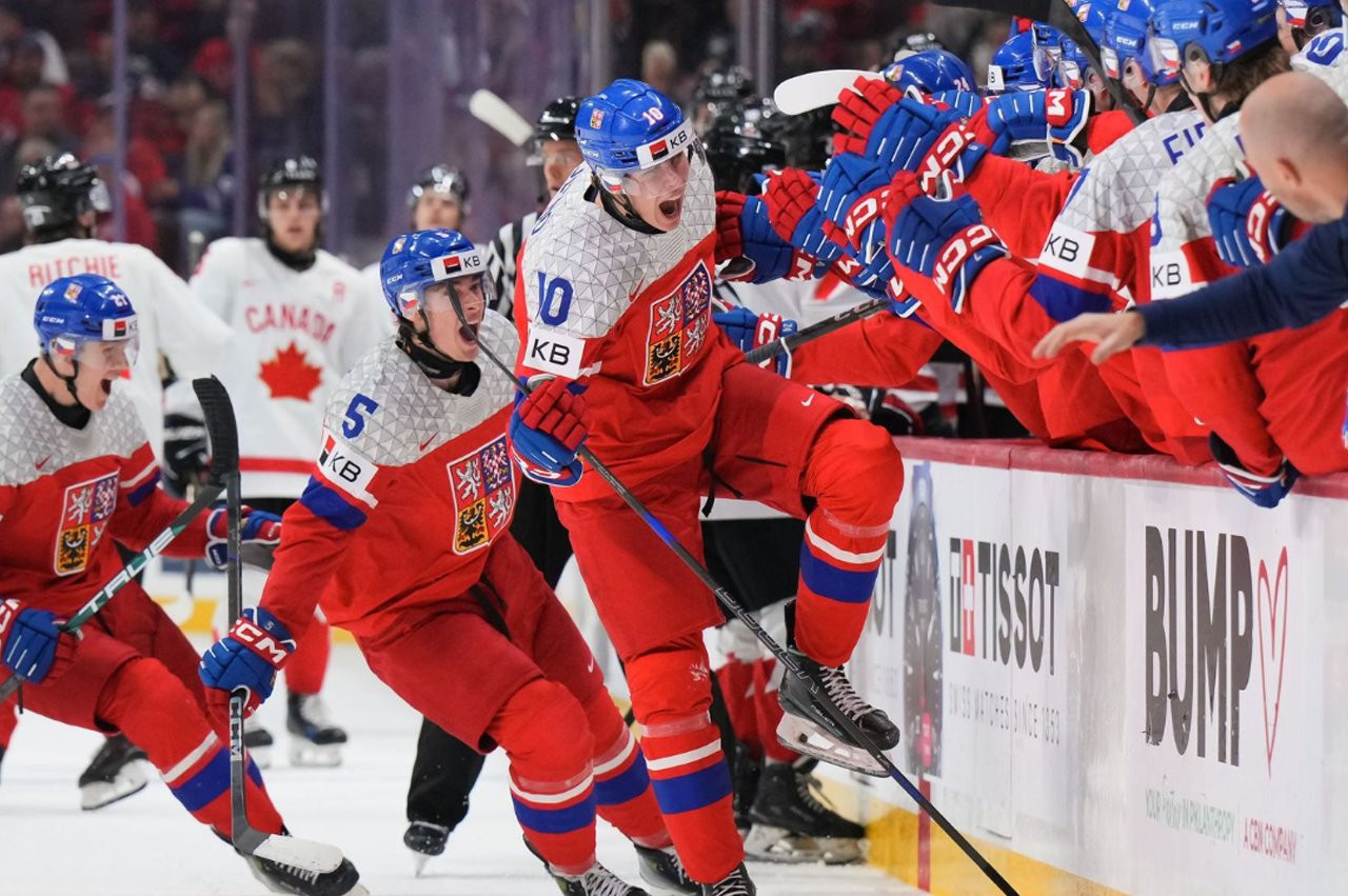 VIDEO: Česko v poslednej minúte šokovalo Kanadu a postúpilo do semifinále MS U20