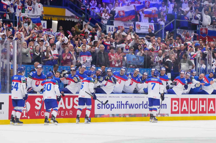 Slovenský reprezentant z MS v hokeji 2024 oficiálne prestupuje do KHL