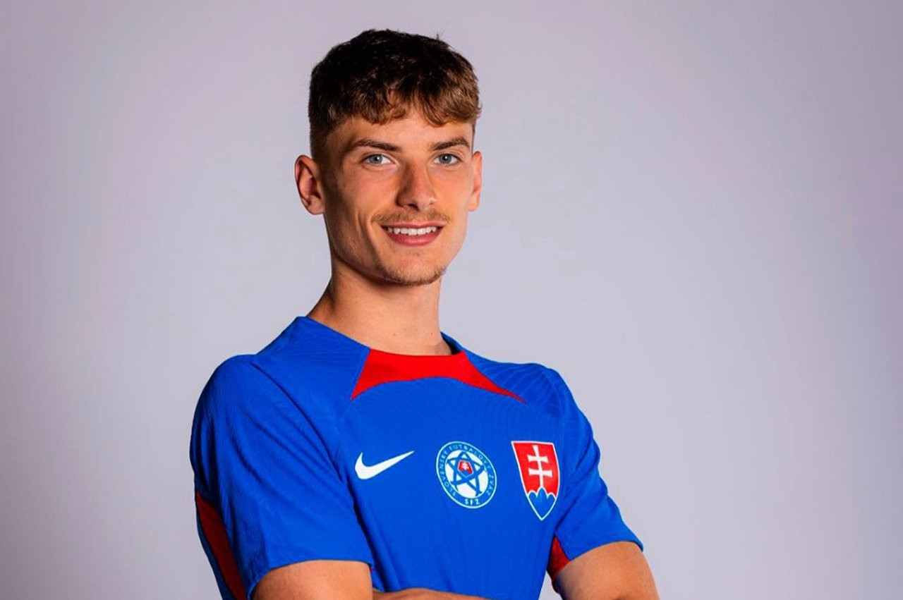 Slovenský reprezentant Tomáš Rigo v hľadáčiku účastníka Premier League. V hre sú milióny eur