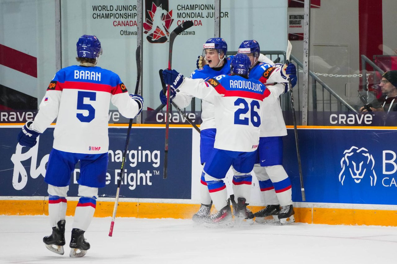 Slovensko po dráme zdolalo Švajčiarsko. Na MS U20 oslavujeme prvé víťazstvo