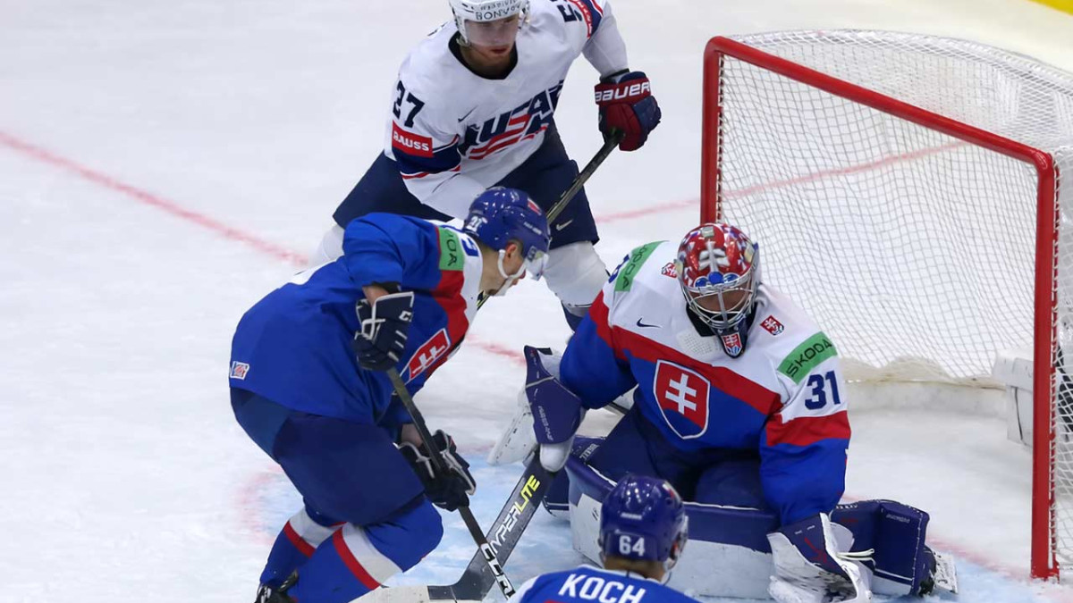 Samuel Hlavaj v drese Slovenska